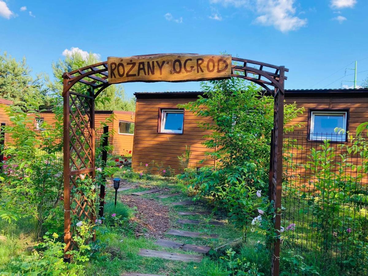 Miodowy Zakatek Caloroczne Domki I Pokoje Przy Suntago, Deepspot, Pyszne Sniadania, Grill, Ognisko Mszczonow Exterior photo