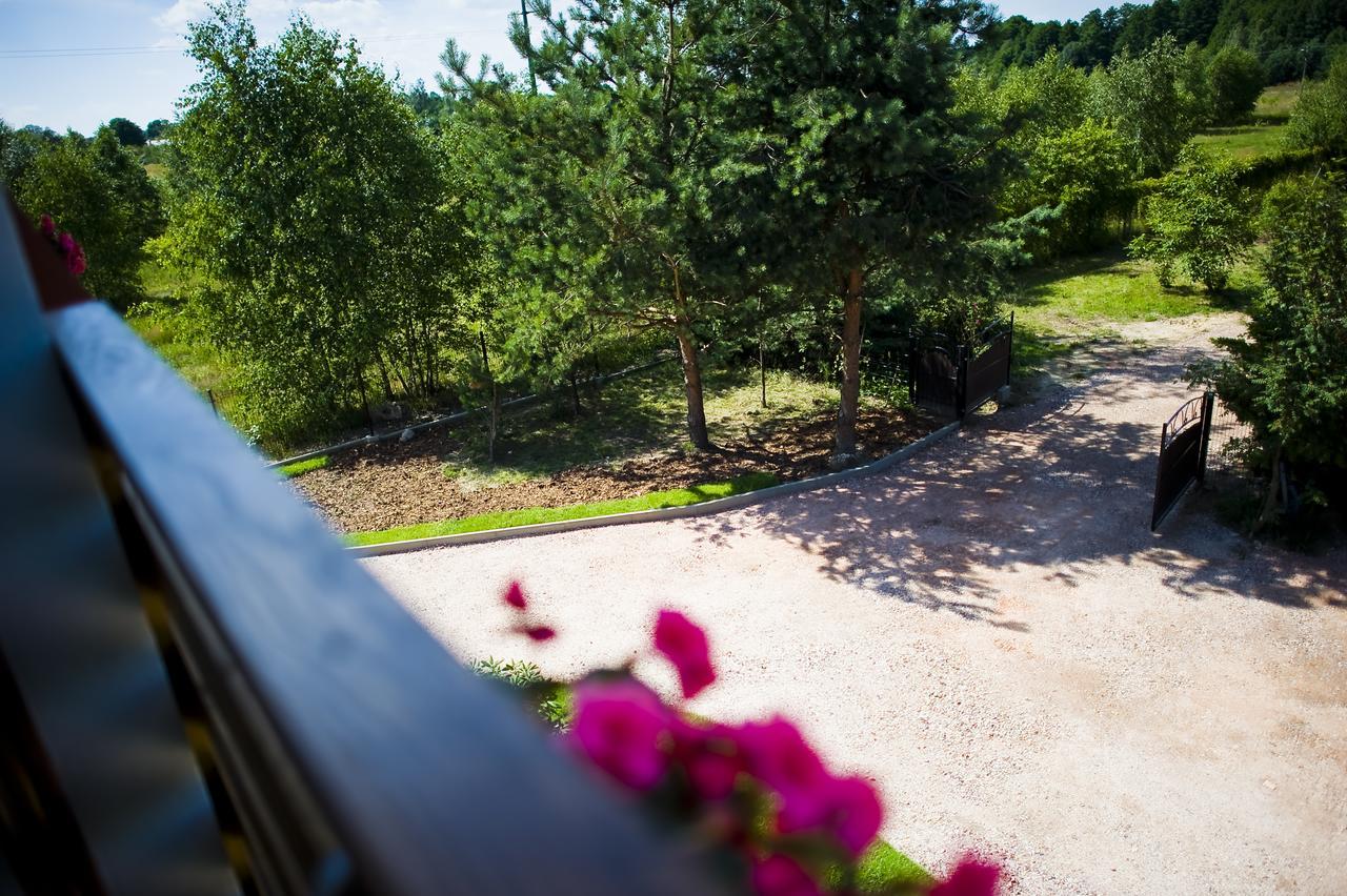 Miodowy Zakatek Caloroczne Domki I Pokoje Przy Suntago, Deepspot, Pyszne Sniadania, Grill, Ognisko Mszczonow Exterior photo